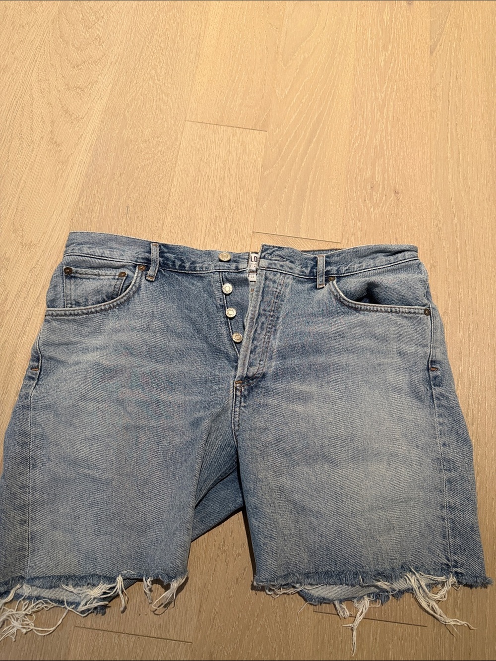 Agolde Light Blue Rumi High Rise Denim Cutoff Shorts. Size 31